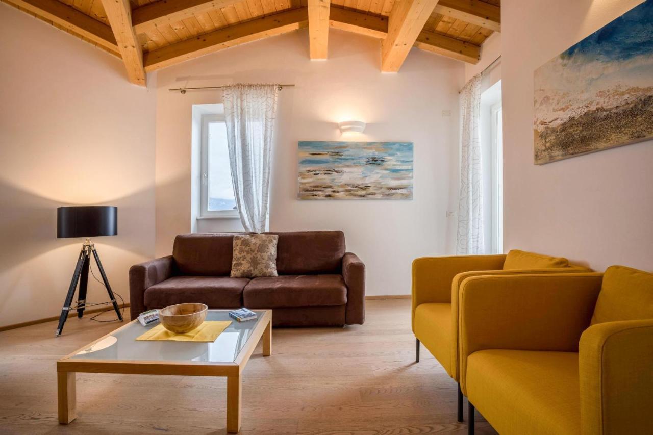 Residence La Villa Cuore Тіньяле Екстер'єр фото