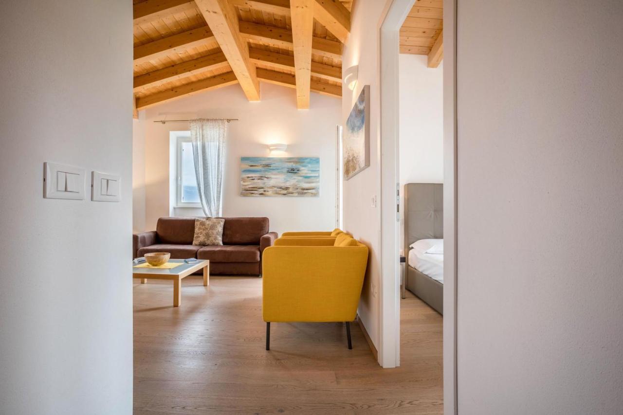 Residence La Villa Cuore Тіньяле Екстер'єр фото