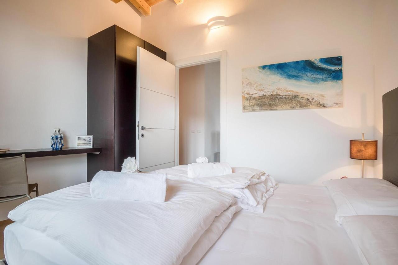 Residence La Villa Cuore Тіньяле Екстер'єр фото